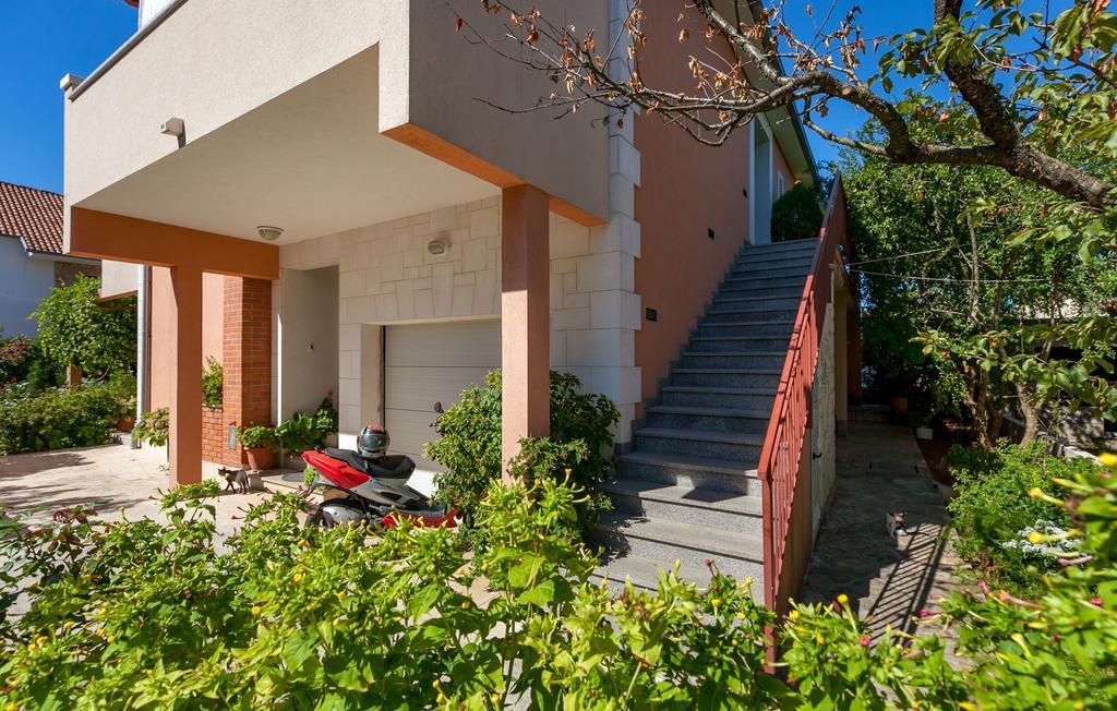 Apartments And Rooms Dobrila Jelsa  Luaran gambar