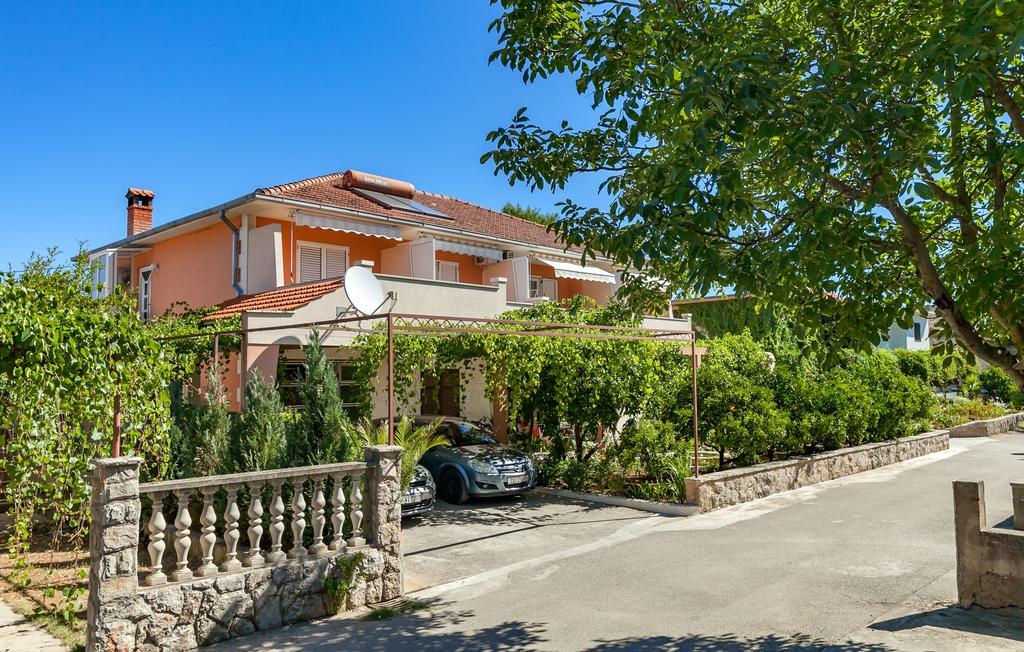 Apartments And Rooms Dobrila Jelsa  Luaran gambar