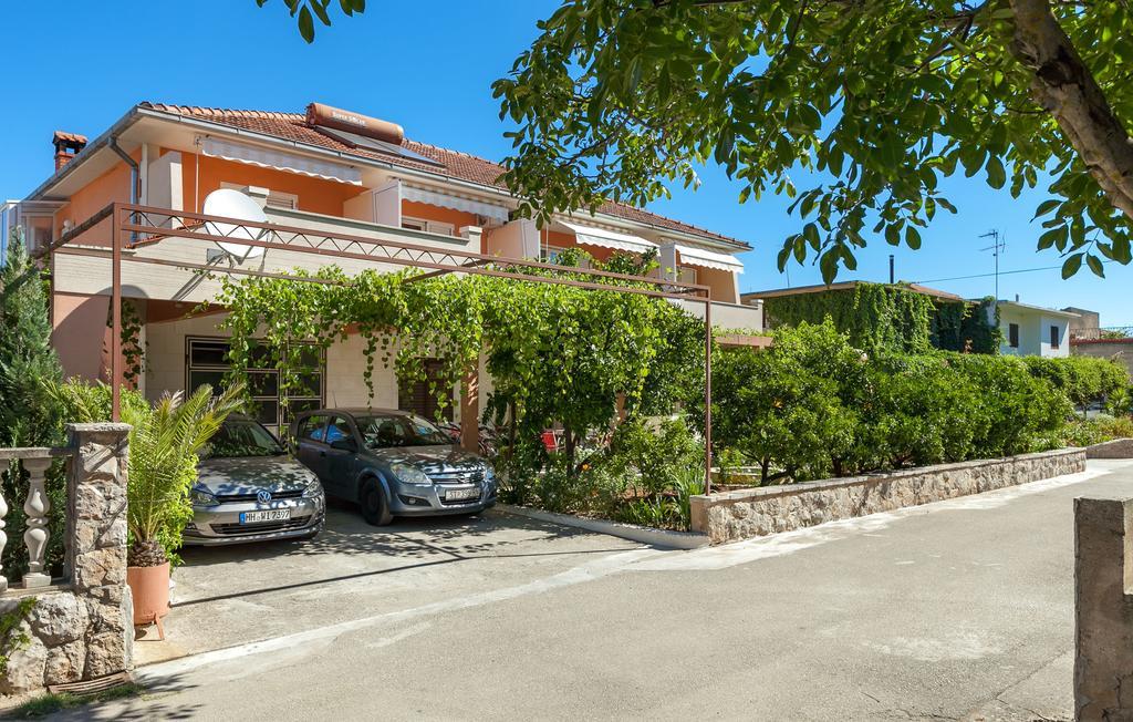 Apartments And Rooms Dobrila Jelsa  Luaran gambar