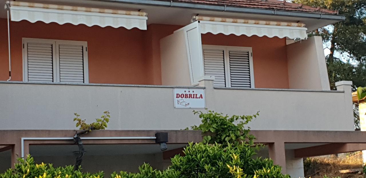 Apartments And Rooms Dobrila Jelsa  Luaran gambar